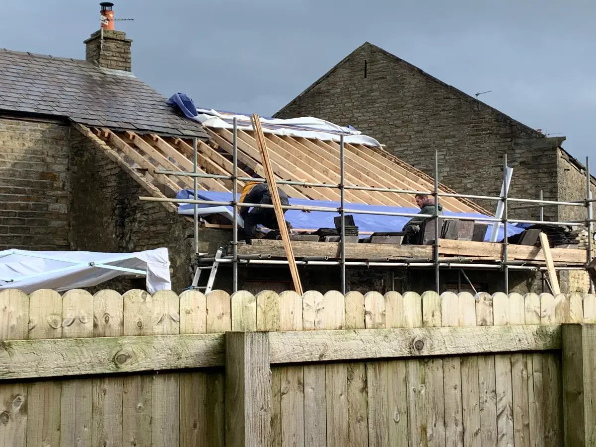 d-blackburn-contractors-team-at-work (24)